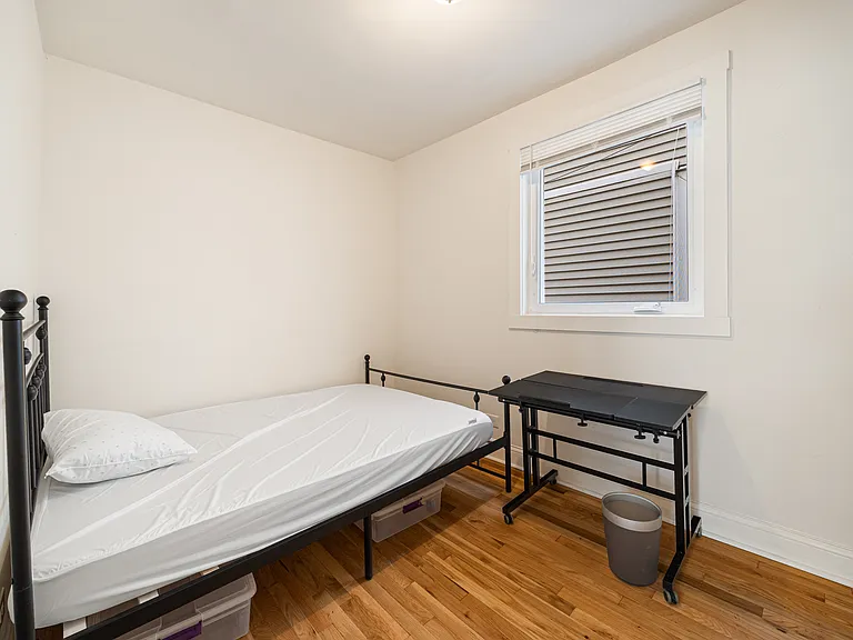 1012 Garnett Pl #2 — Photo 7