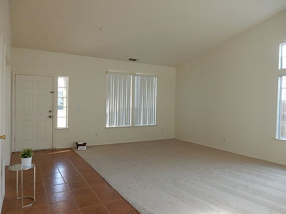 2nd image of 5260 Jacinto Ave