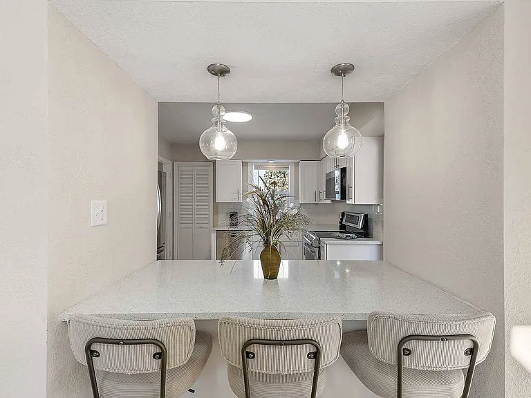 5912 Bartlett Blvd — Photo 23