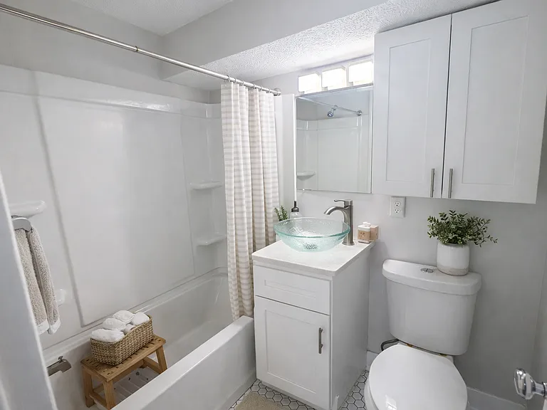 502 Park Ave #2 — Photo 4