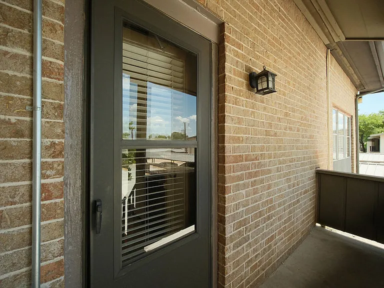 10401 High Hollows Dr #201 — Photo 27