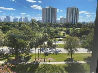 3101 N Country Club Dr APT 606, Aventura, FL 33180