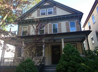 112 Chestnut St #1, Brookline, MA 02445