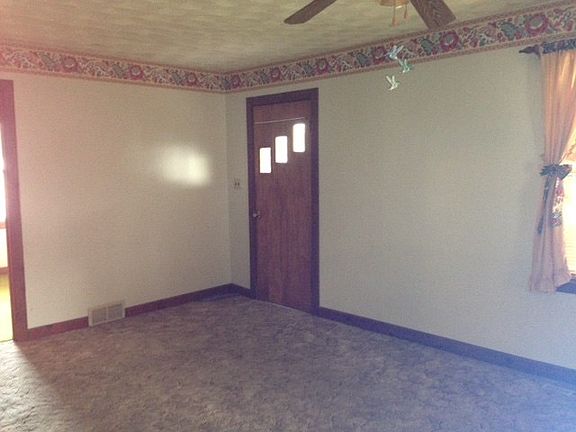 5th image of 328 Washington Blvd