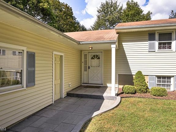 2nd image of 1387 Mallard Dr