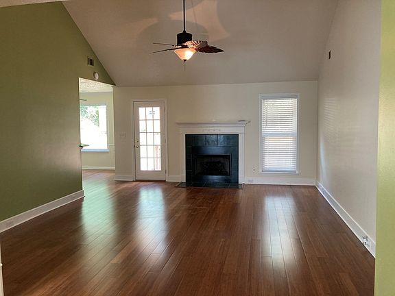3rd image of 3026 Grey Fox Dr