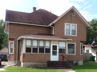 231 Root Ave, Hartford, WI 53027