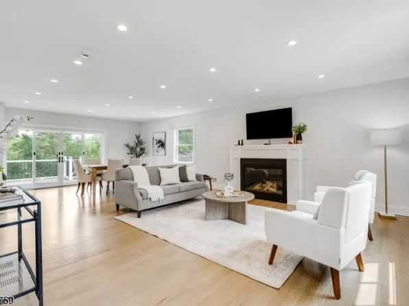18 University Ave, Chatham Boro, NJ 07928