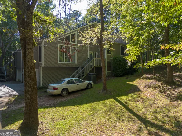 1100 Pine Grove Pointe Dr, Roswell, GA 30075