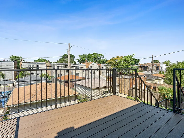 2941 N Lawndale Ave #2 — Photo 14