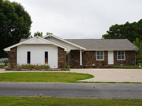 3rd image of 52 Alton Cir