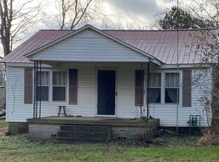 2409 Little Bartons Creek Rd N, Cumberland Furnace, TN 37051