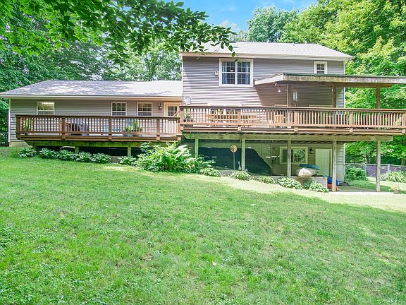 2nd image of 5924 N Orchard Ln