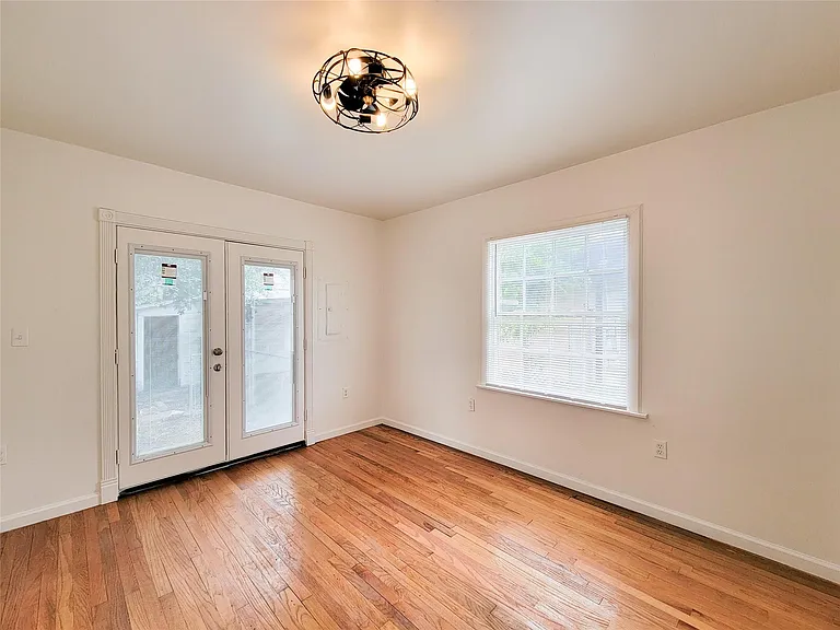 2816 Elser St — Photo 21