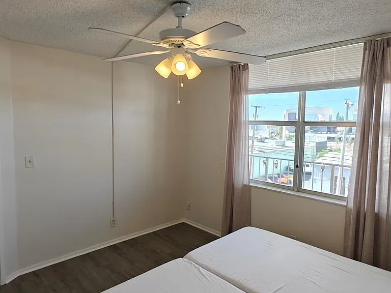 4501 NE 21st Ave #406 — Photo 9