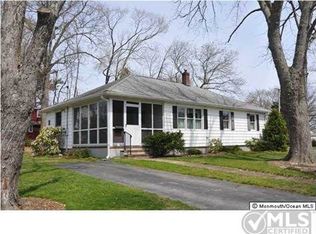 1102 Mohegan Rd, Wall Township, NJ 08736