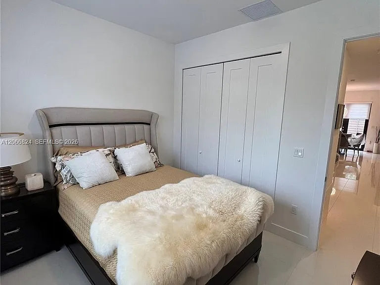11745 SW 106th Ter #11745 — Photo 10