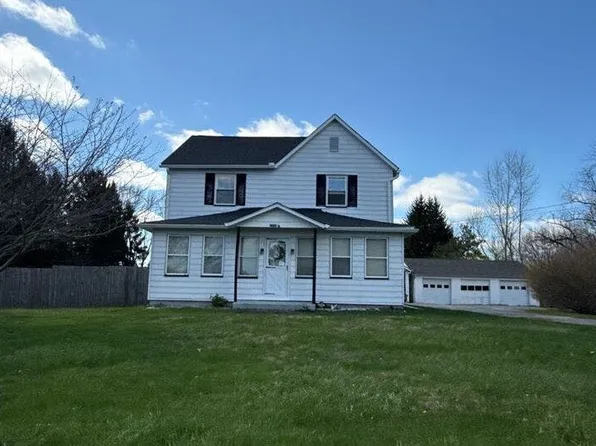 2504 Old Pittsburgh Rd, New Castle, PA 16101