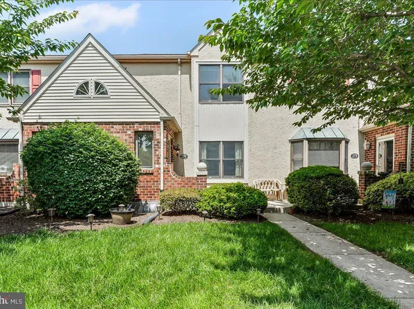 278 Stone Ridge Dr #278, Norristown, PA 19403