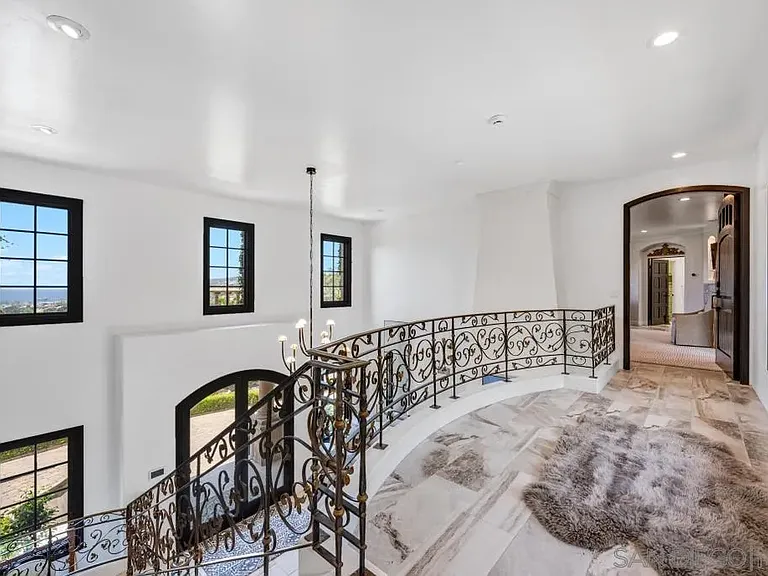 2643 Hidden Valley Rd — Photo 10