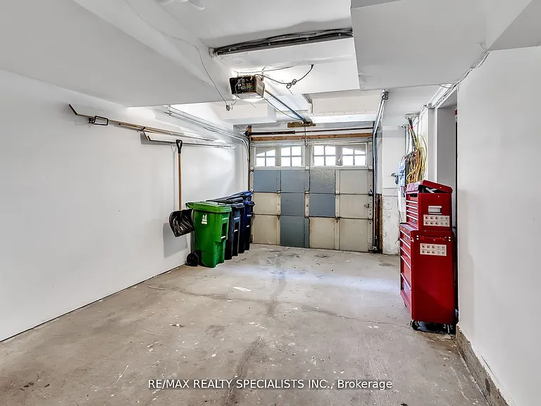 7 Streight Ln — Photo 20