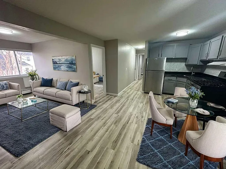 608A12 Allen St #12 — Photo 3
