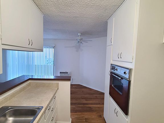 5th image of 21700 Roscoe Blvd #206
