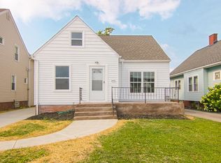 1902 Wexford Ave, Parma, OH 44134