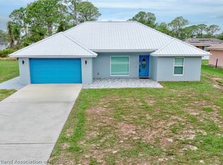 33085 Grand Prix Dr, Sebring, FL 33872