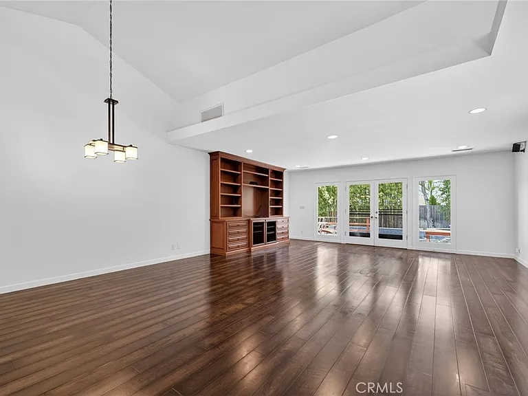 13047 Dickens St — Photo 5