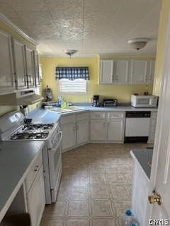 4th image of 222 Pazdur Blvd W