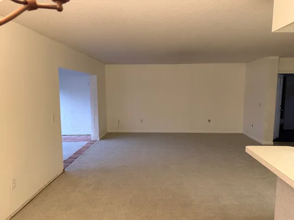 2433 Twin Dr, Sarasota, FL