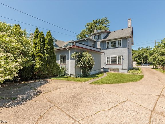 5th image of 15507 Clifton Blvd