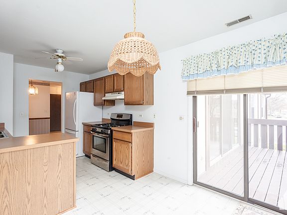 5th image of 2630 Northampton Dr APT A2