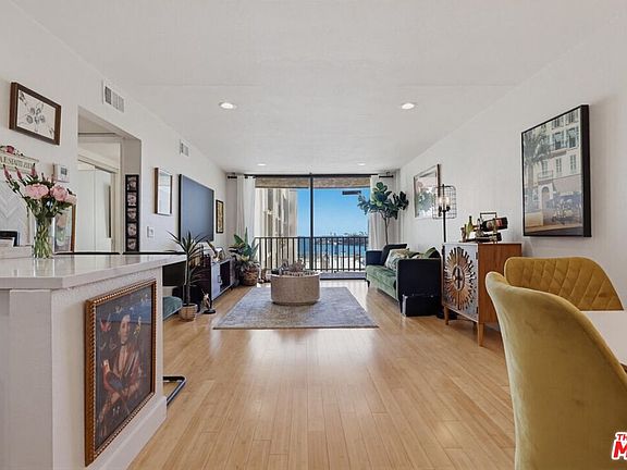 4th image of 1140 Ocean Blvd #220