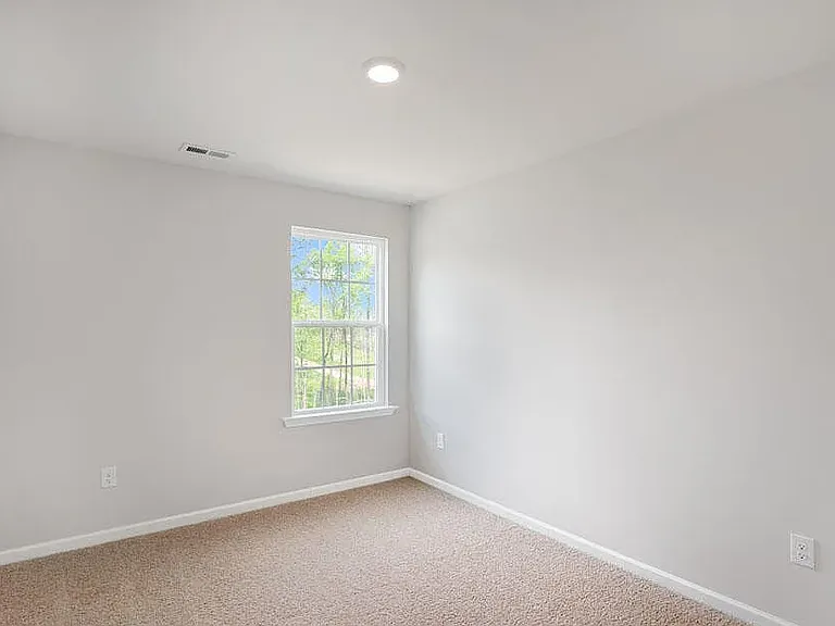 451 David Hill Dr — Photo 8