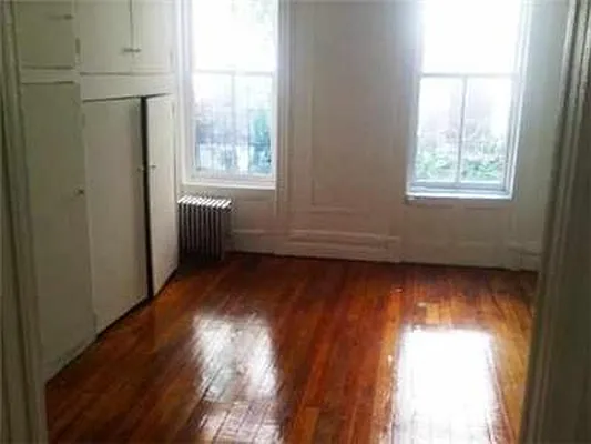 Rented by Barak Realty | media 49