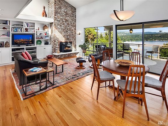 5th image of 4250 Shoreclub Dr