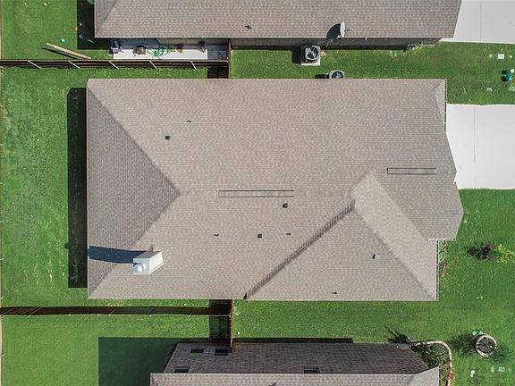 5th image of 6012 Harwich Ln