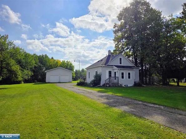 1514 E 41st St, Hibbing, MN 55746