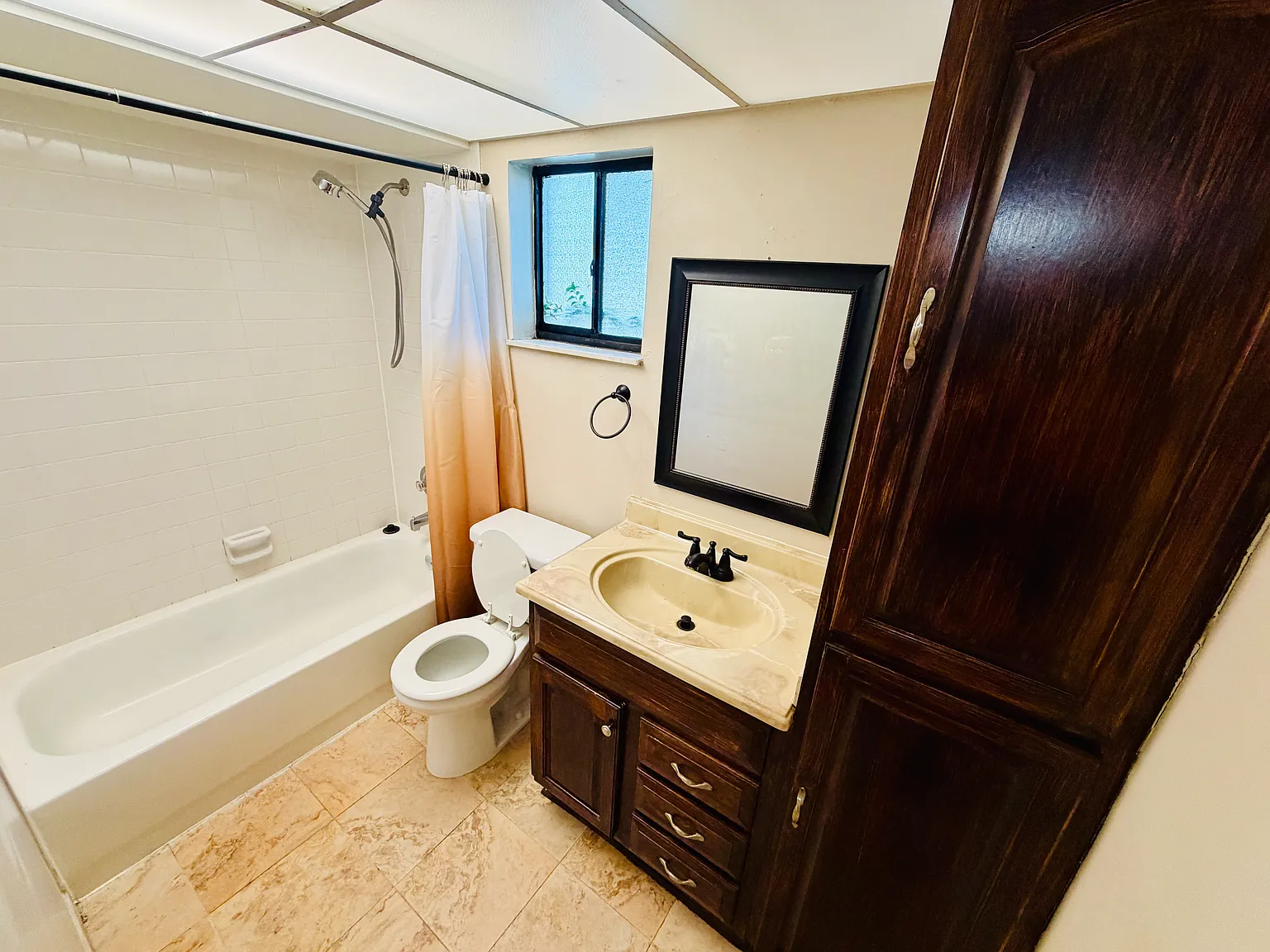 581 N University Dr — Photo 3