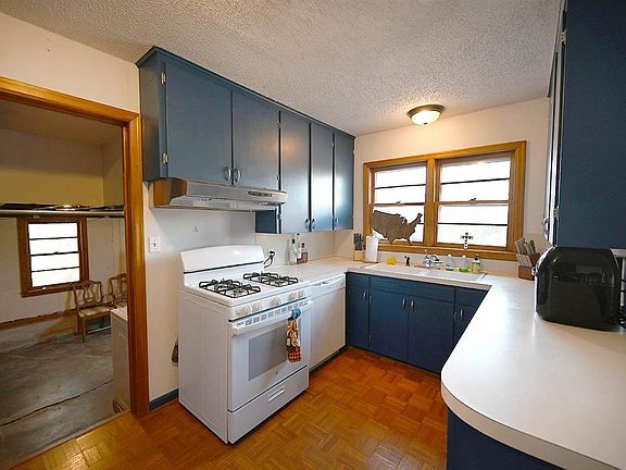 5th image of 2112 W Sunset Dr