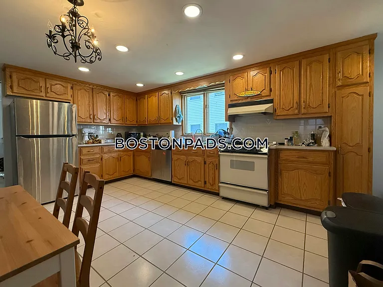 11 Bowdoin St #1 — Photo 31