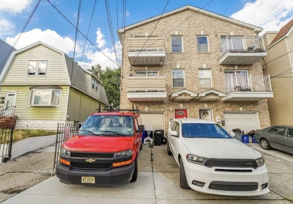 1st image of 70 Pamrapo Ave #2