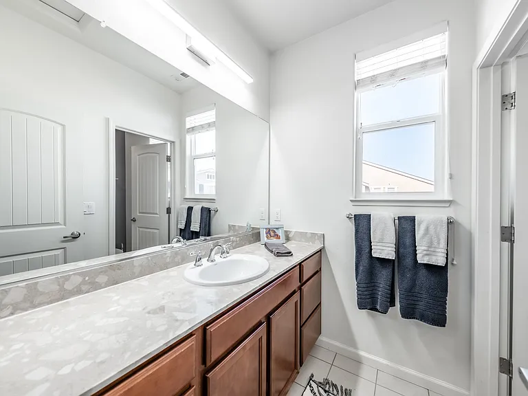 2490 Eastshore Pl #A — Photo 38