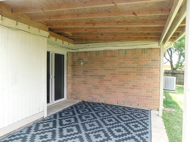 4403 Alamo Ave — Photo 23