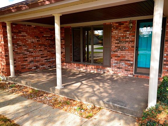 2nd image of 1006 Poppy Dr