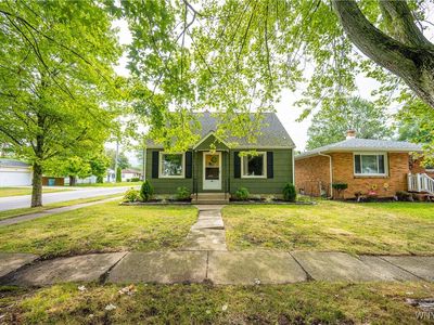 49 Maple Ter, North Tonawanda, NY, 14120