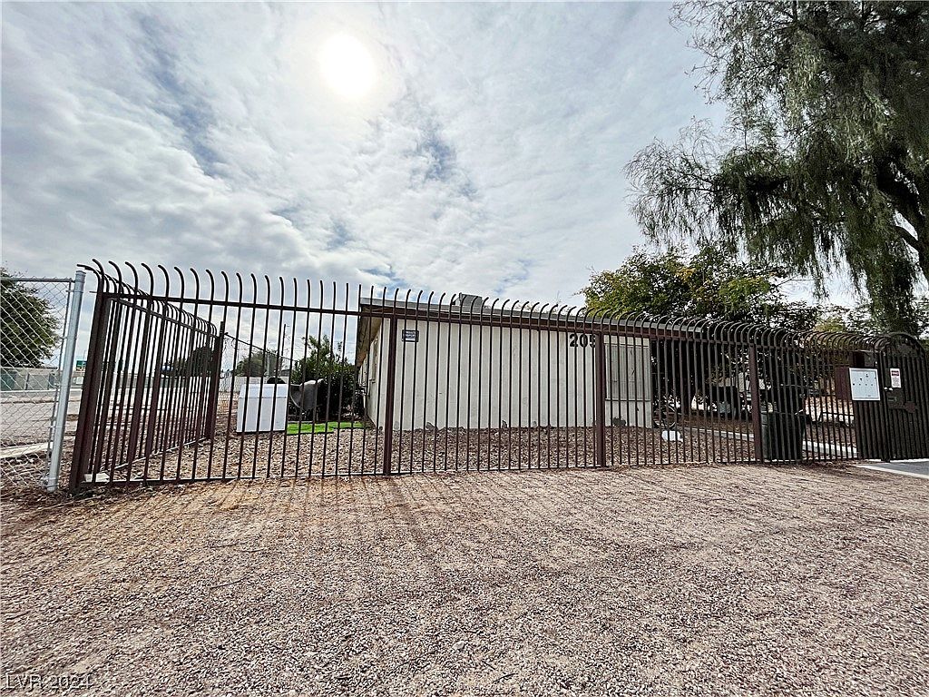 205 Jackson Ave, Las Vegas, NV 89106 | Zillow