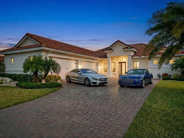 2820 S Asciano Ct, New Smyrna Beach, FL 32168